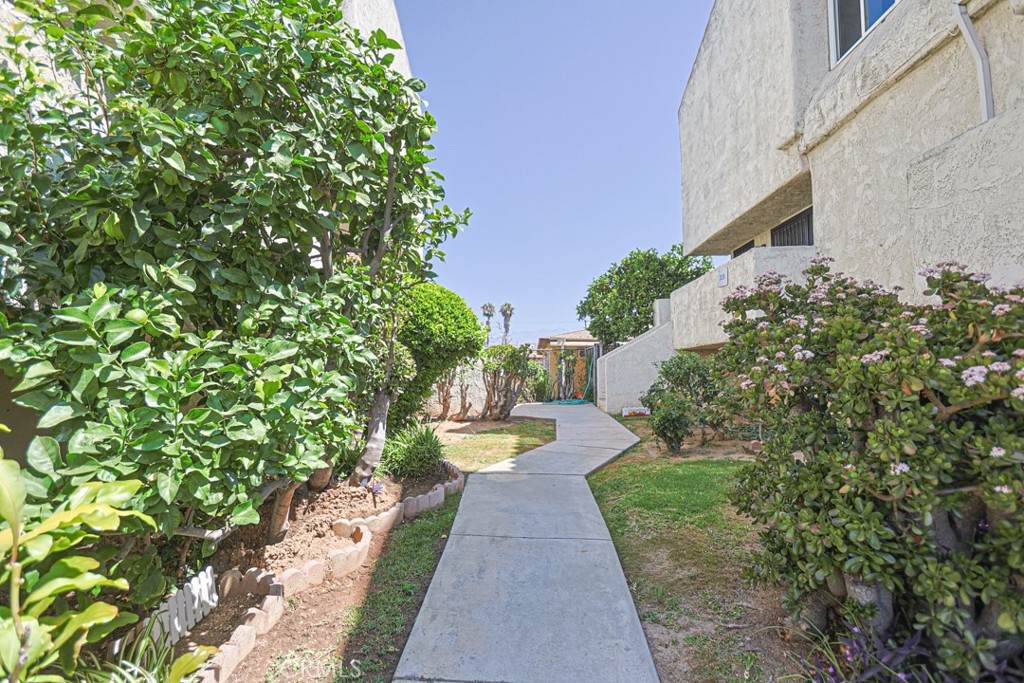 https://bt-photos.global.ssl.fastly.net/socal/orig_boomver_1_445534070-2.jpg