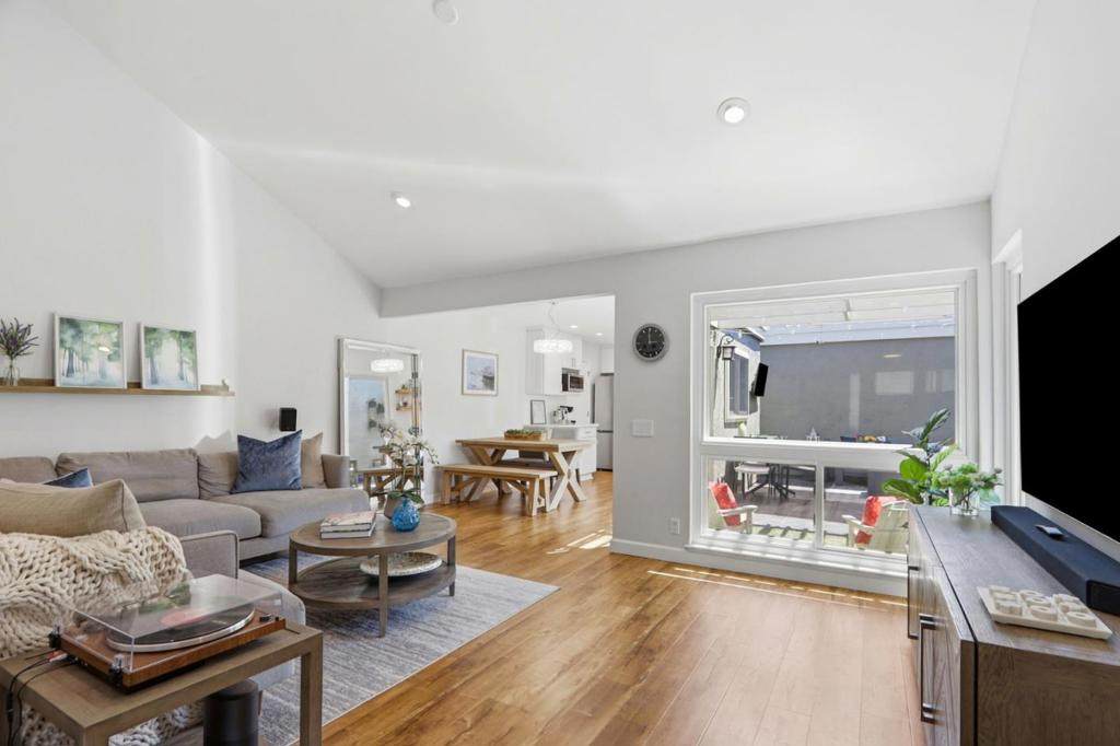 152 Escobar Avenue - Photo 1