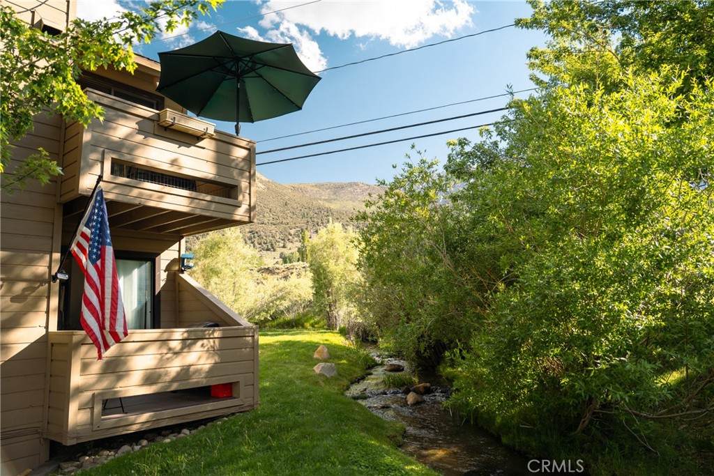 48 Aspen Terrace - Photo 1