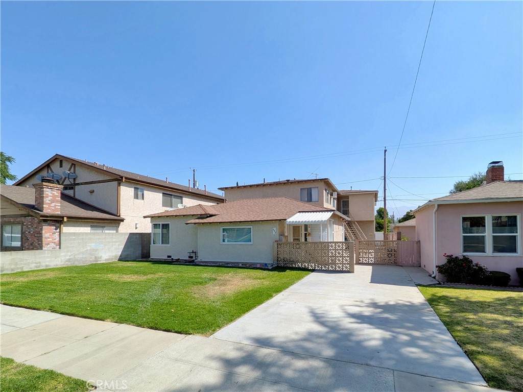 652 Whitnall Highway - Photo 1
