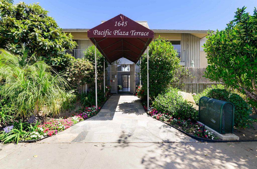 1645 Emerald - Photo 1