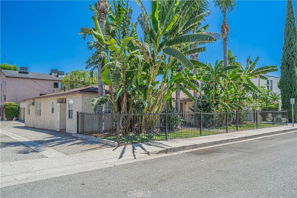 https://bt-photos.global.ssl.fastly.net/socal/orig_boomver_1_445698377-2.jpg