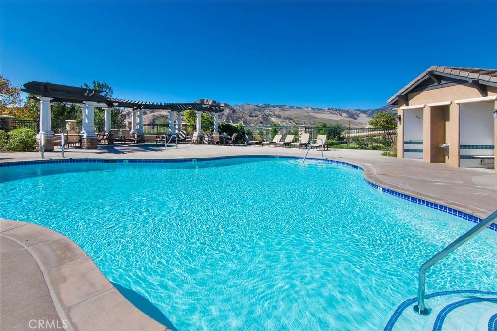 https://bt-photos.global.ssl.fastly.net/socal/orig_boomver_1_445716885-2.jpg