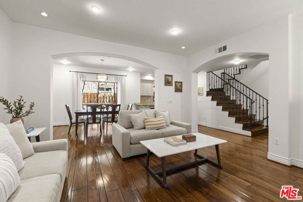 908 17th Street - Photo 1
