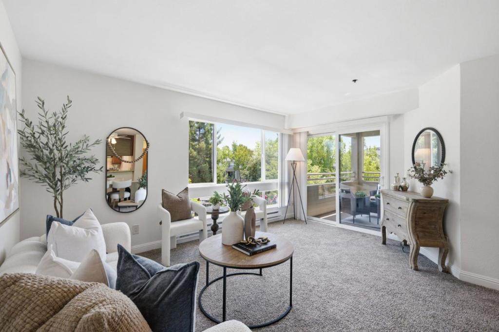 1271 Poplar Avenue - Photo 1