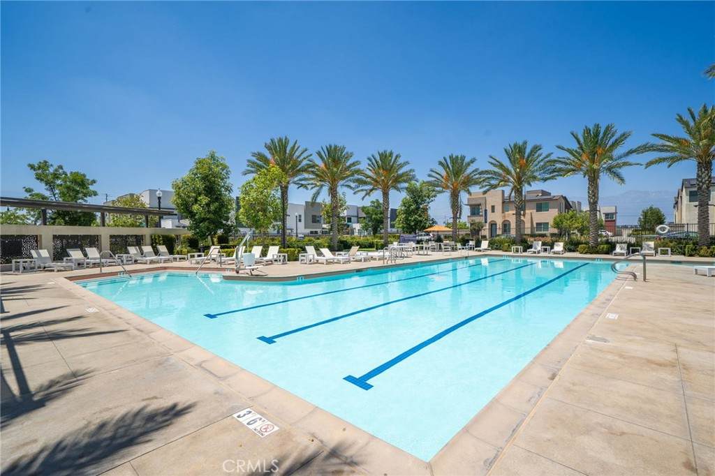https://bt-photos.global.ssl.fastly.net/socal/orig_boomver_1_445738591-2.jpg