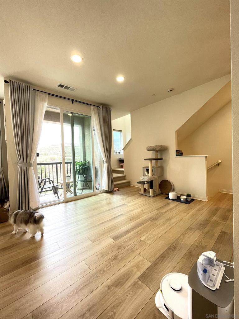 https://bt-photos.global.ssl.fastly.net/socal/orig_boomver_1_445754748-2.jpg
