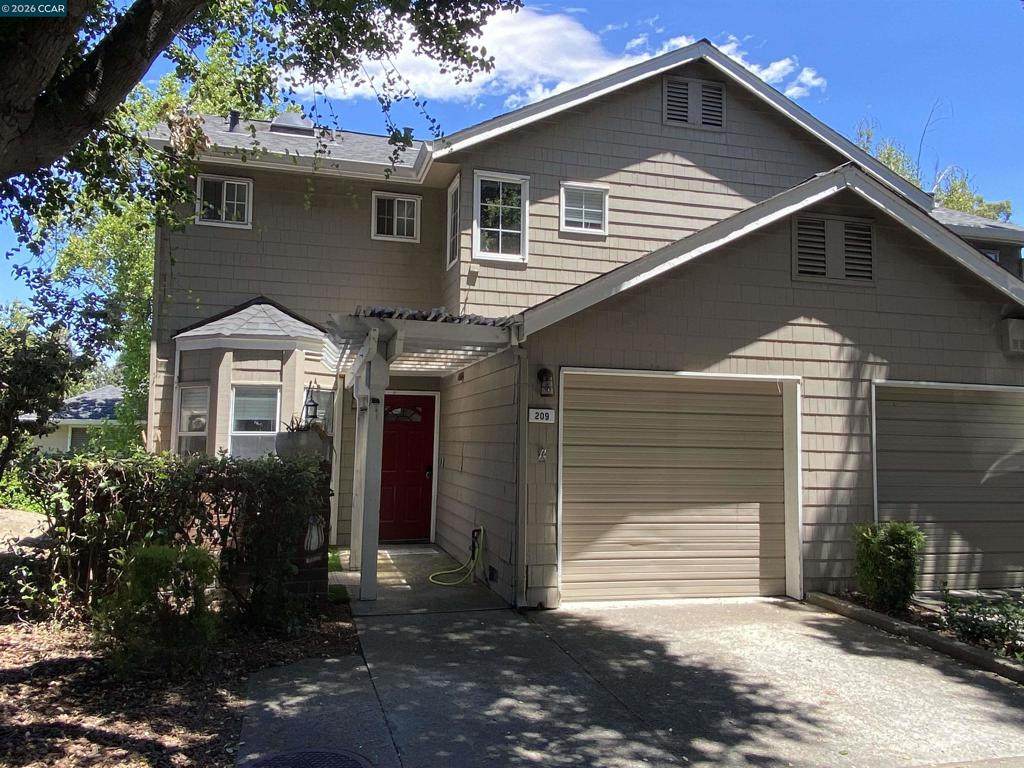 209 Hidden Creek Ct - Photo 1