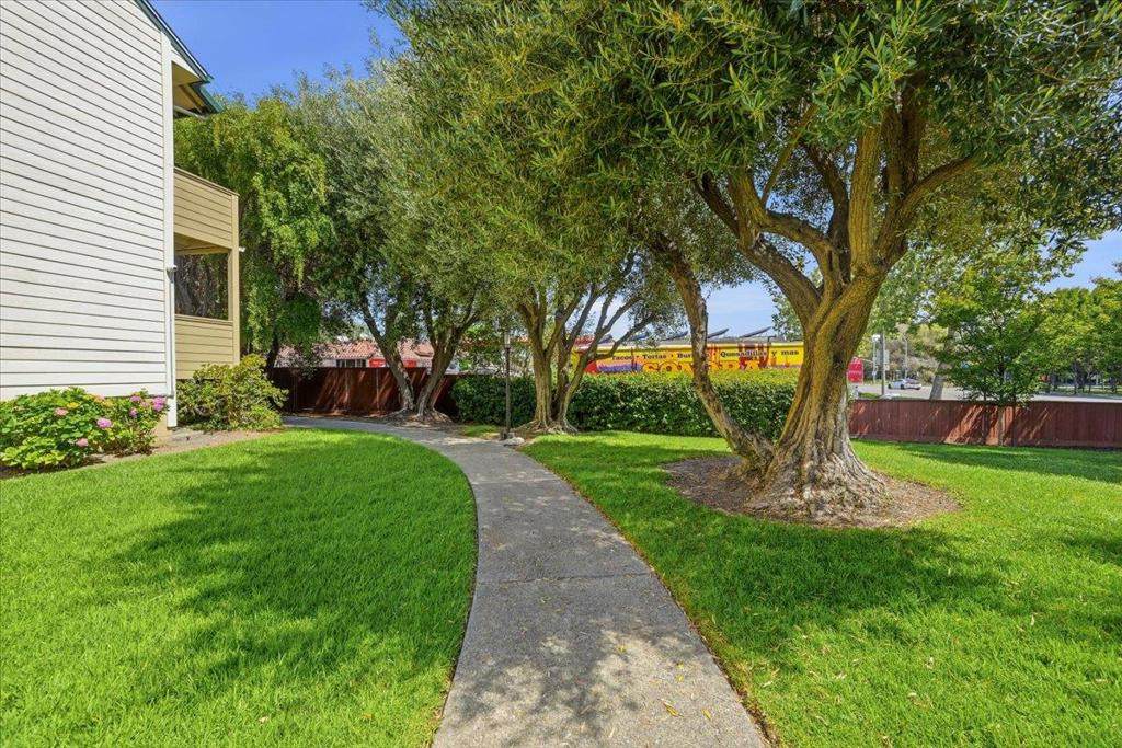 https://bt-photos.global.ssl.fastly.net/socal/orig_boomver_1_445811439-2.jpg