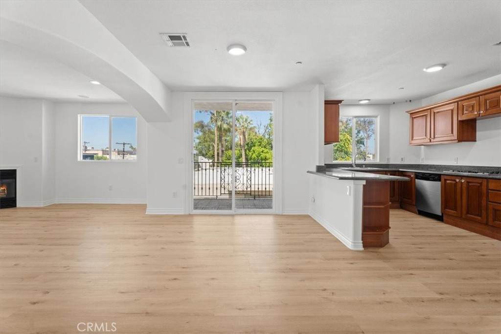 5305 Bellingham - Photo 1