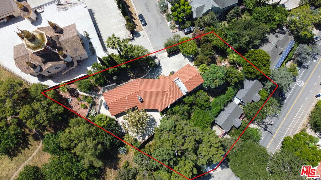 https://bt-photos.global.ssl.fastly.net/socal/orig_boomver_2_445864160-2.jpg