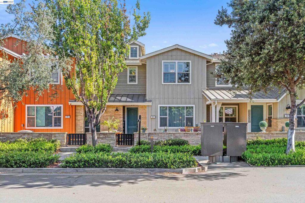241 Fennel Way - Photo 1
