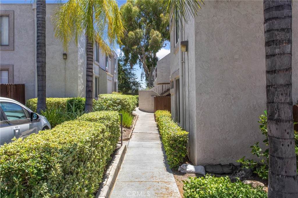 https://bt-photos.global.ssl.fastly.net/socal/orig_boomver_1_445903465-2.jpg