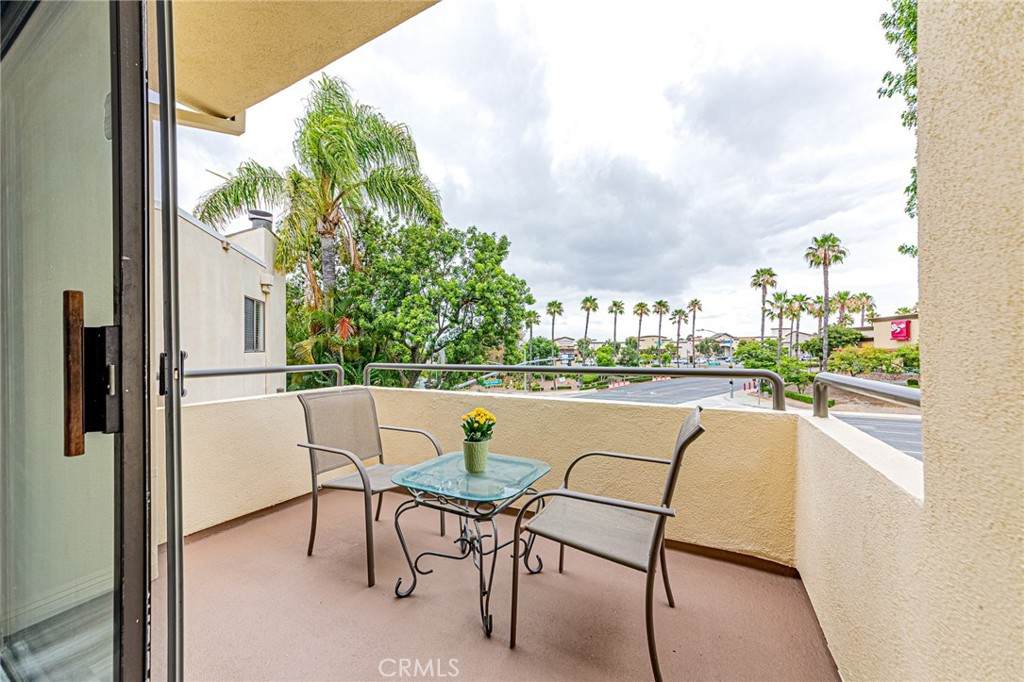 13104 Glen Court - Photo 1