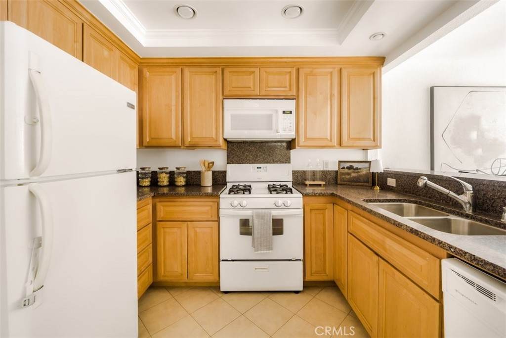 https://bt-photos.global.ssl.fastly.net/socal/orig_boomver_1_445955625-2.jpg