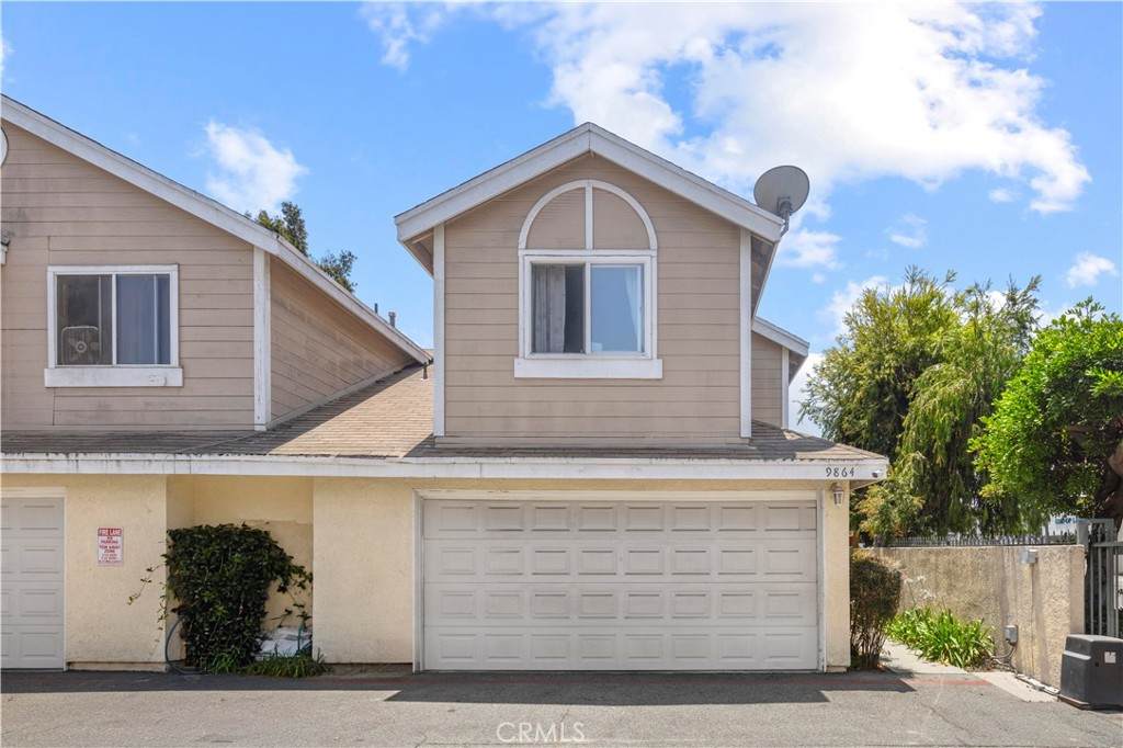 9864 California Avenue - Photo 1