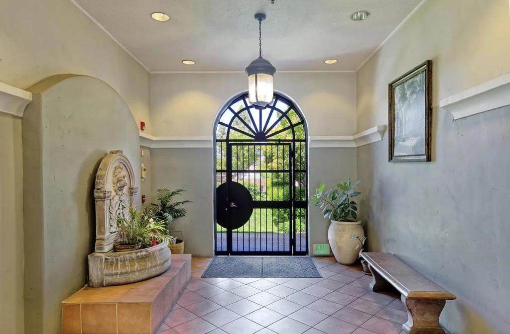 516 Martha Street - Photo 1
