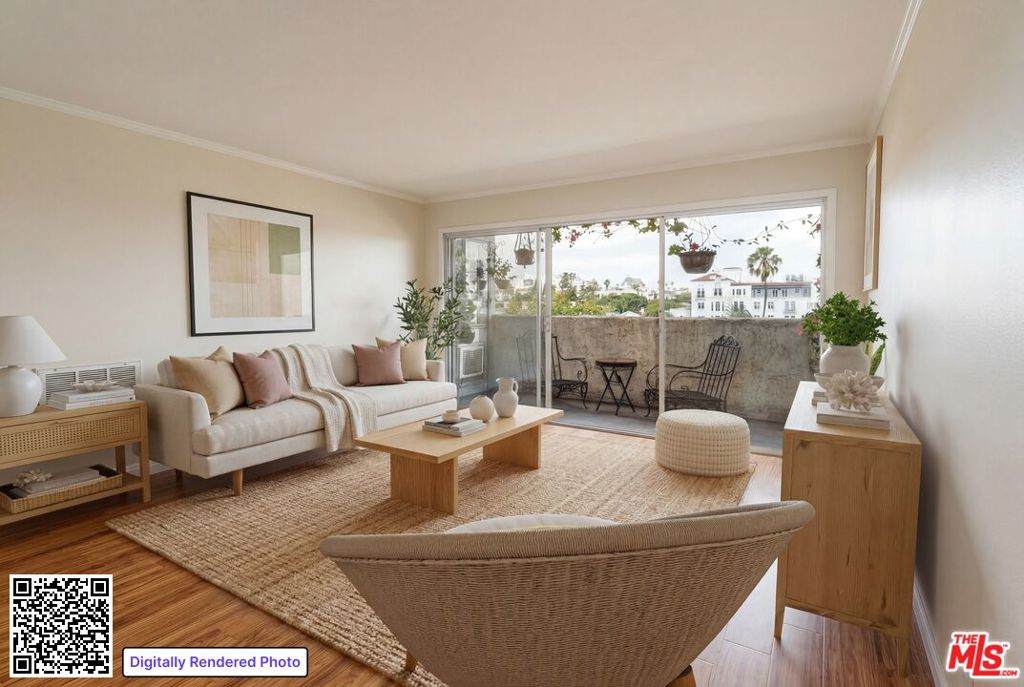 8400 De Longpre Avenue - Photo 1