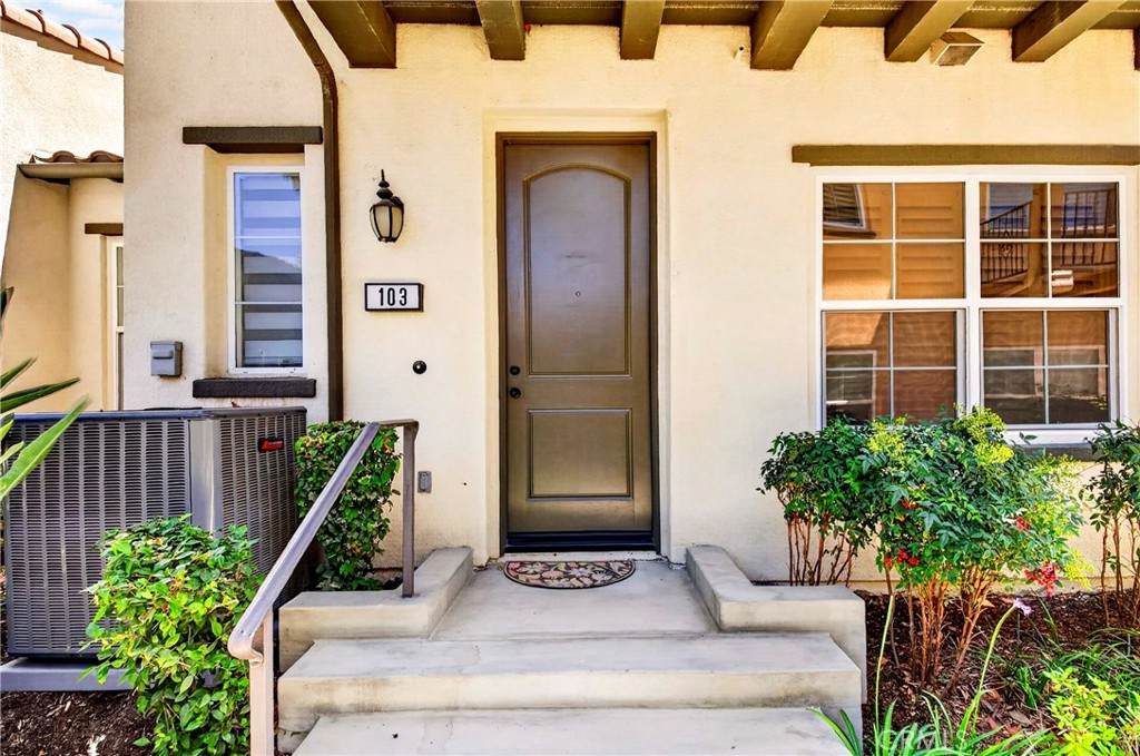 4317 Owens Street - Photo 1