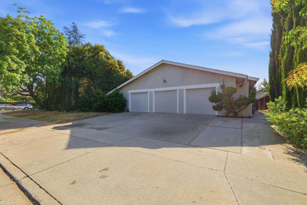 https://bt-photos.global.ssl.fastly.net/socal/orig_boomver_1_446237866-2.jpg