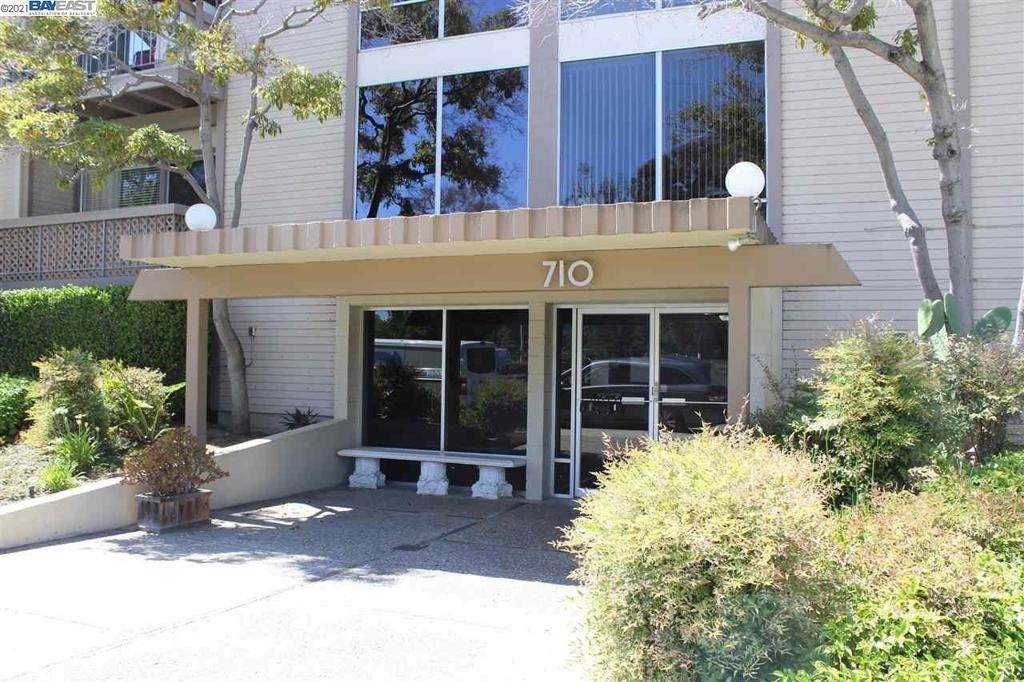 710 Mariners Island Boulevard - Photo 1