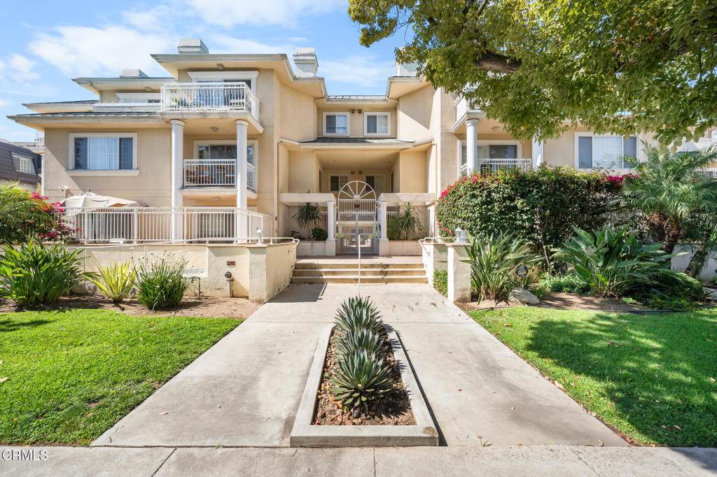 530 Stocker - Photo 1