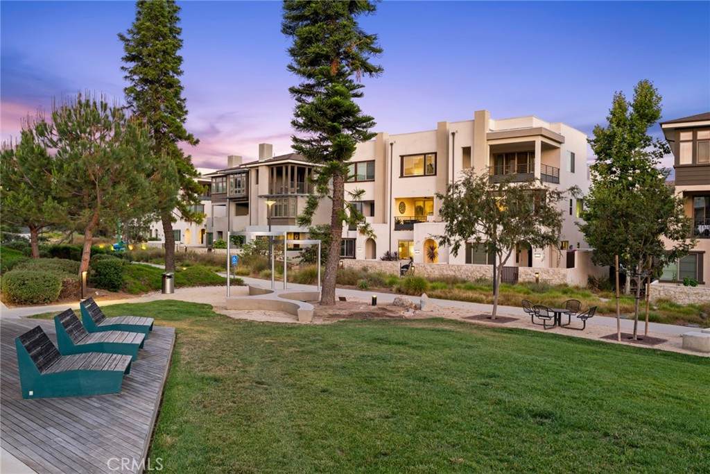 https://bt-photos.global.ssl.fastly.net/socal/orig_boomver_1_446601611-2.jpg