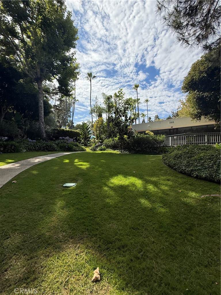 https://bt-photos.global.ssl.fastly.net/socal/orig_boomver_1_446615473-2.jpg