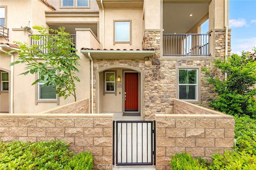 https://bt-photos.global.ssl.fastly.net/socal/orig_boomver_1_446655096-2.jpg