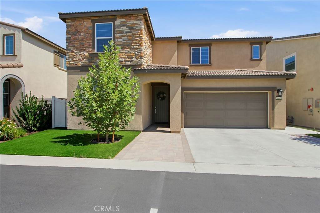 30028 Arroyo Springs - Photo 1