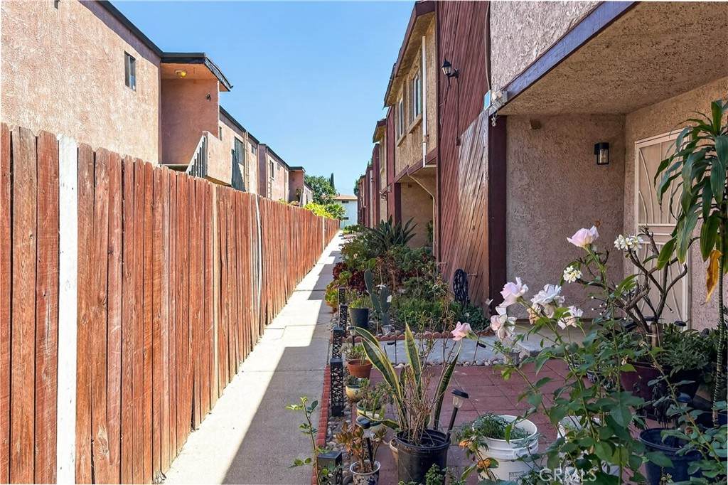 https://bt-photos.global.ssl.fastly.net/socal/orig_boomver_1_446755142-2.jpg