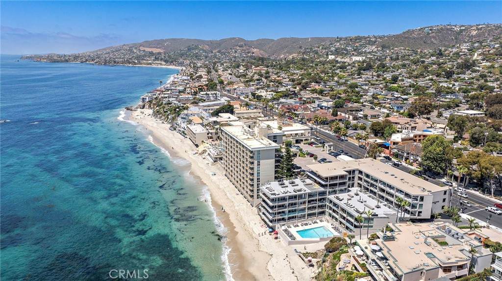 1585 Coast - Photo 1