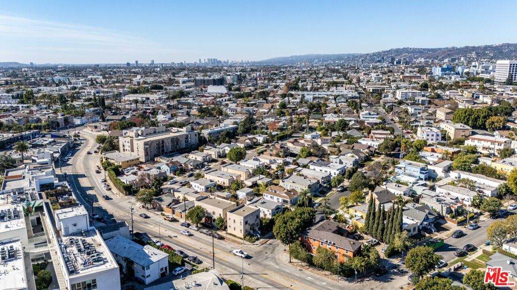 https://bt-photos.global.ssl.fastly.net/socal/orig_boomver_1_446813000-2.jpg