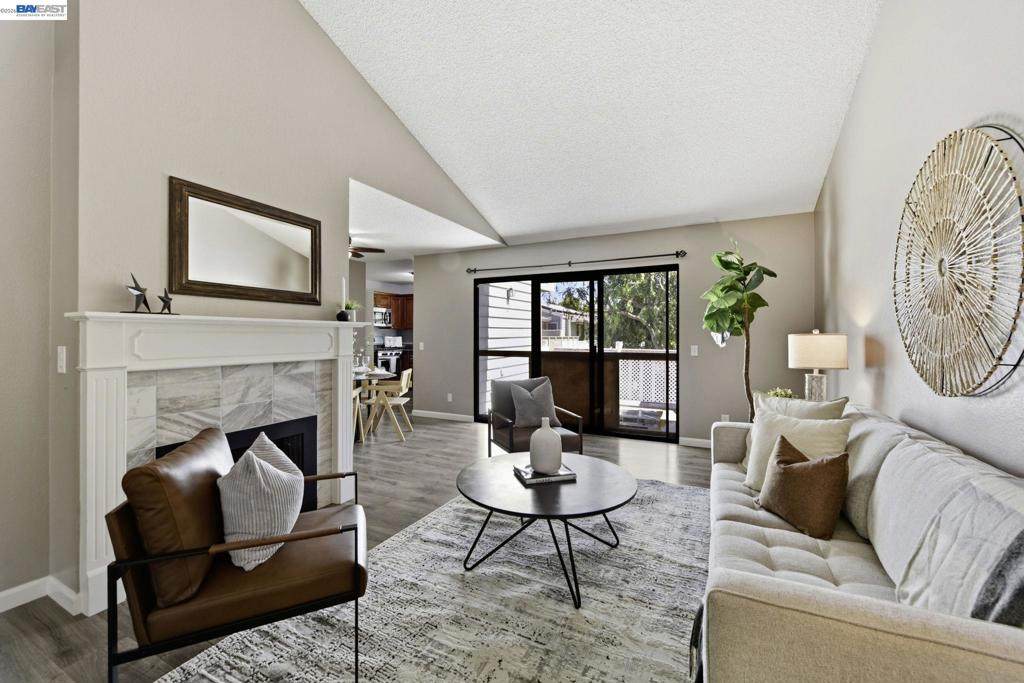 37200 Meadowbrook Cmn - Photo 1