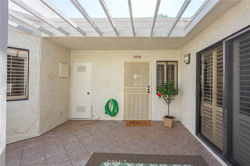 https://bt-photos.global.ssl.fastly.net/socal/orig_boomver_1_446892557-2.jpg