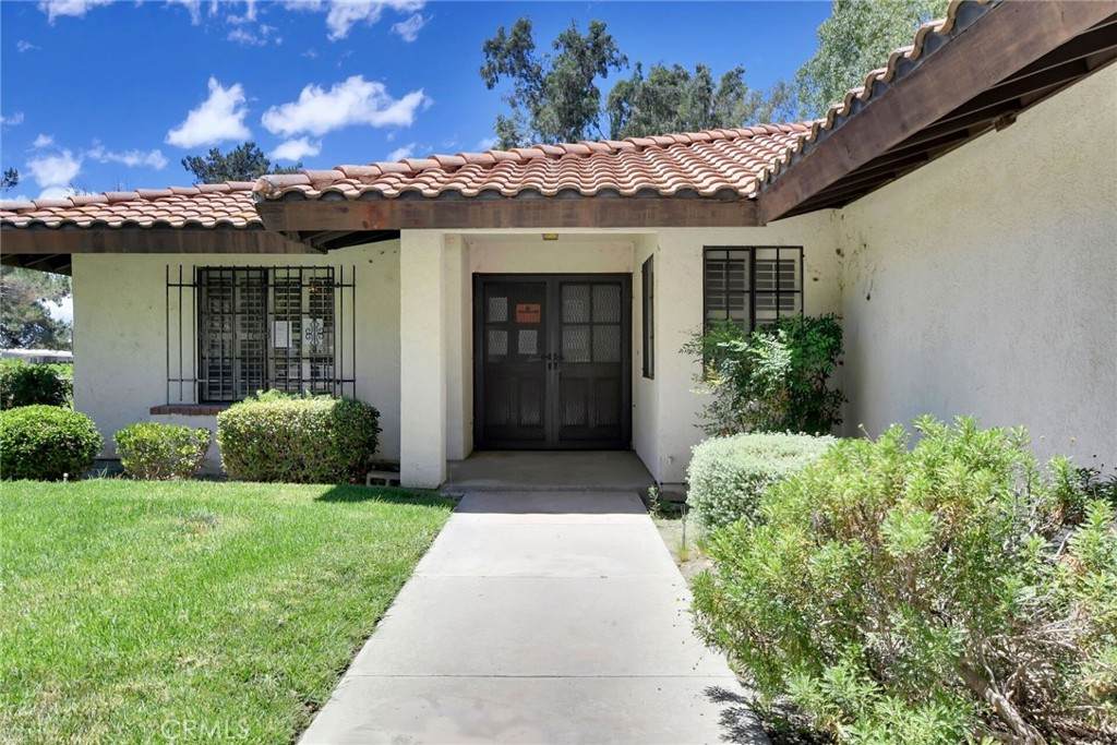 1221 Seven Hills Drive - Photo 1