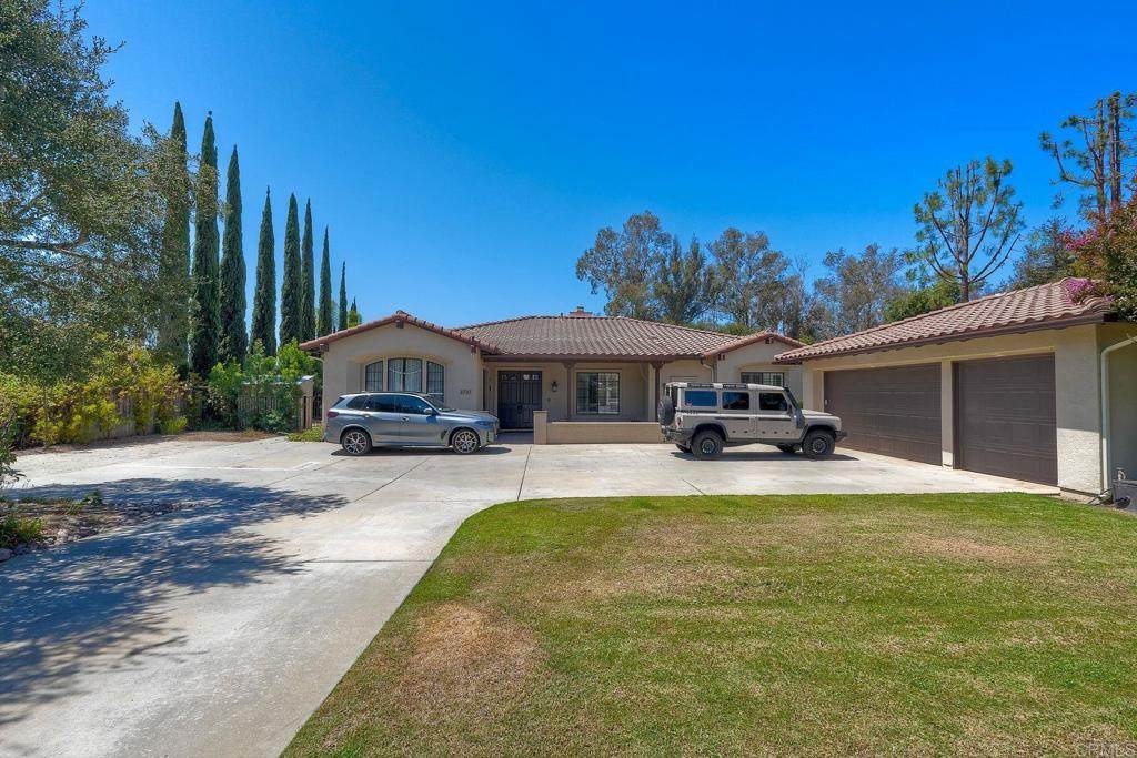 3737 35 Cedar Vale Way - Photo 1