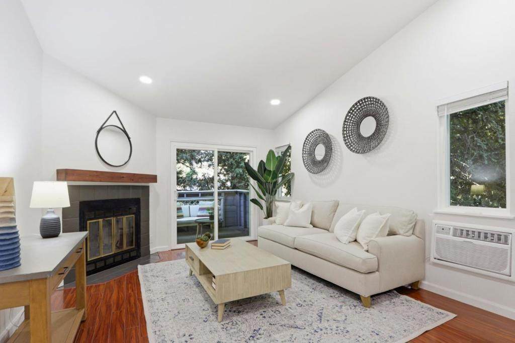 1547 Four Oaks Circle - Photo 1