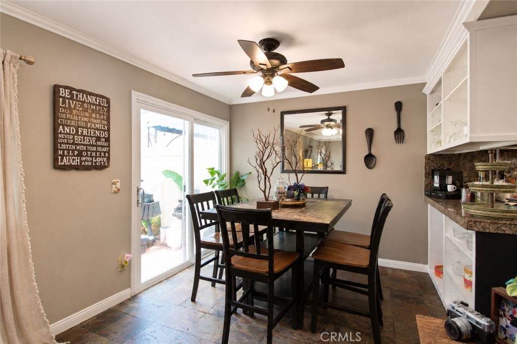5406 Villa Way - Photo 1
