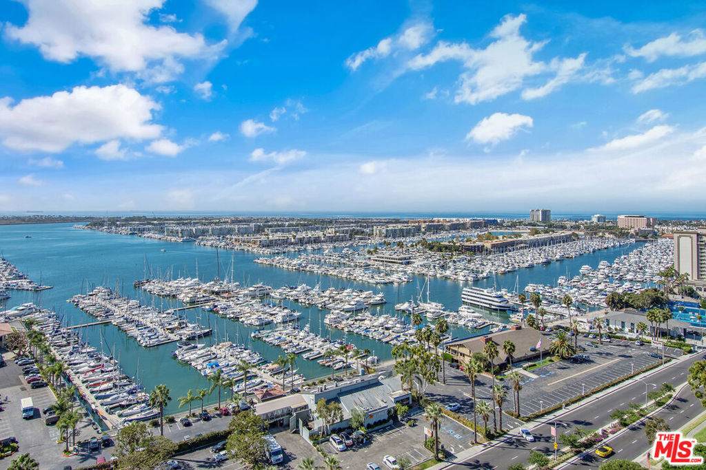 https://bt-photos.global.ssl.fastly.net/socal/orig_boomver_1_447037555-2.jpg