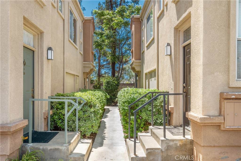 https://bt-photos.global.ssl.fastly.net/socal/orig_boomver_1_447045880-2.jpg