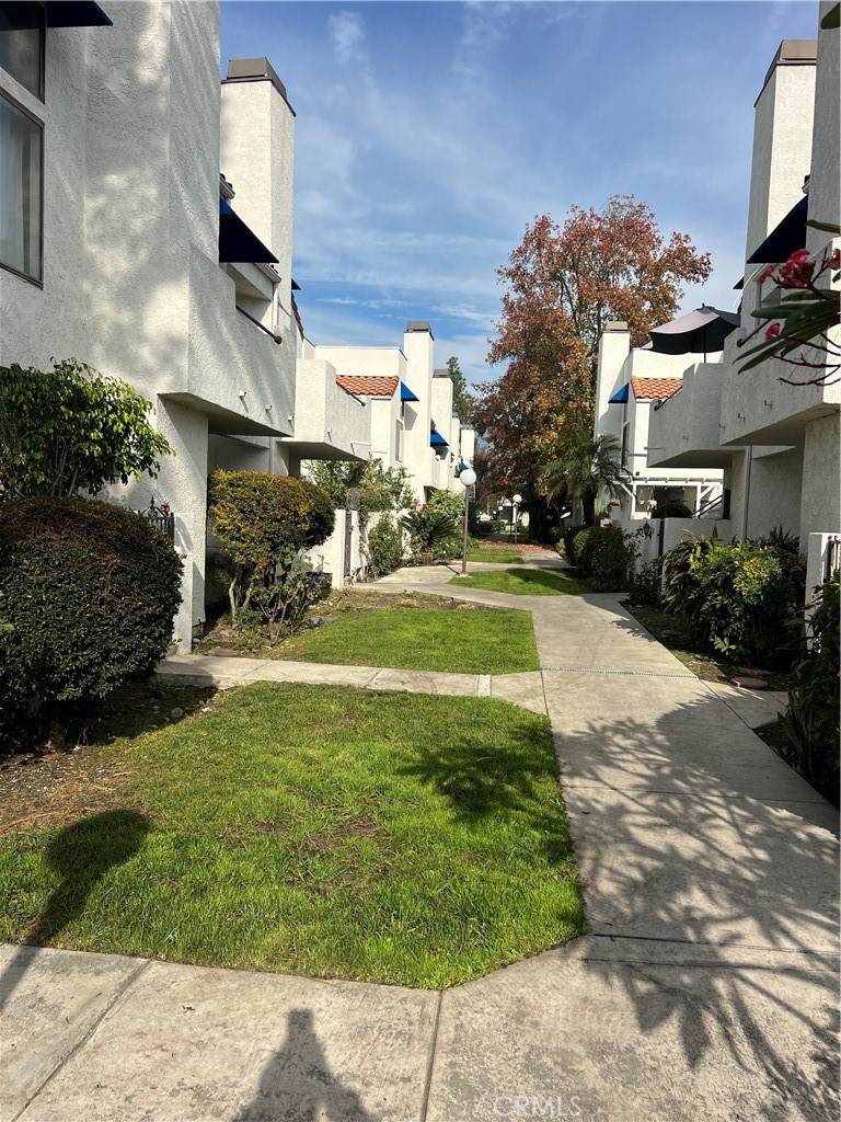 https://bt-photos.global.ssl.fastly.net/socal/orig_boomver_1_447045985-2.jpg