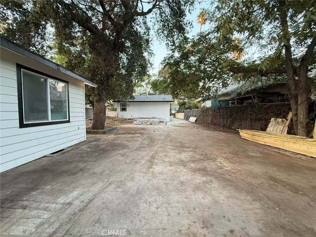https://bt-photos.global.ssl.fastly.net/socal/orig_boomver_1_447053948-2.jpg