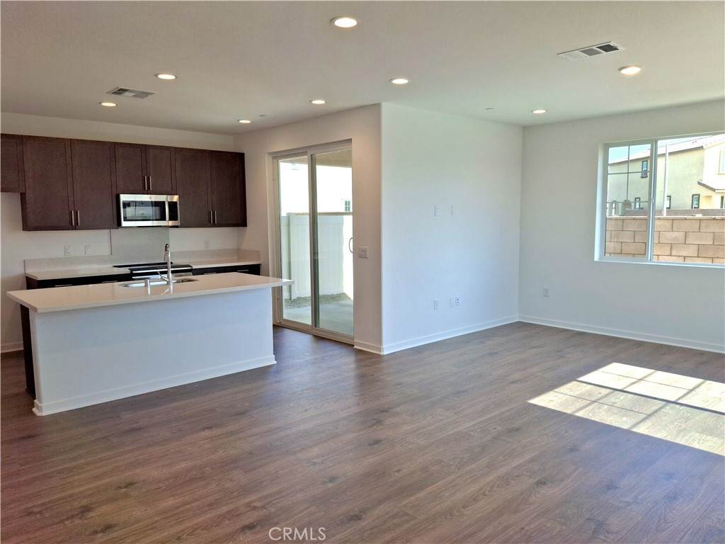 https://bt-photos.global.ssl.fastly.net/socal/orig_boomver_1_447064861-4.jpg