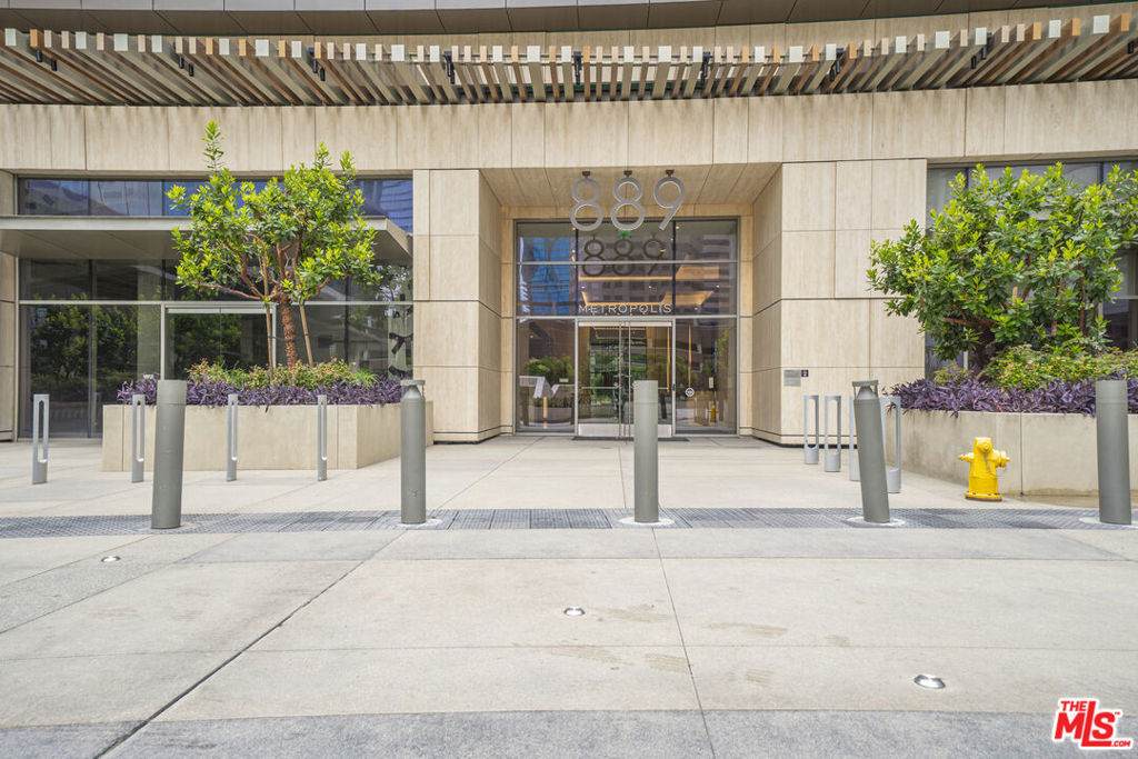 https://bt-photos.global.ssl.fastly.net/socal/orig_boomver_1_447107292-2.jpg