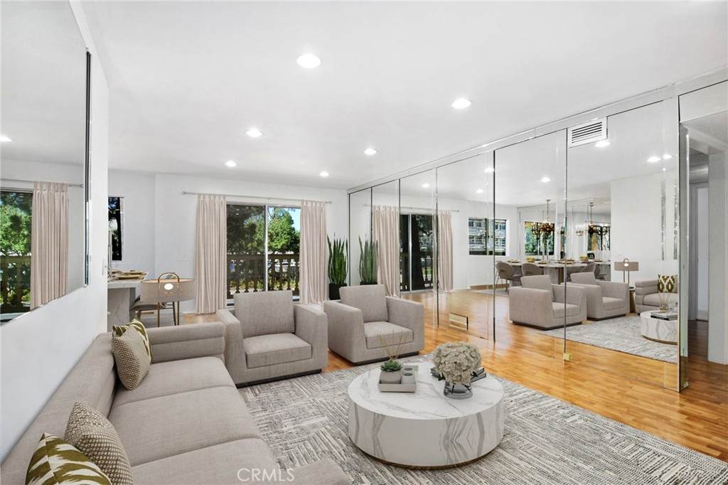 5400 Lindley Avenue - Photo 1