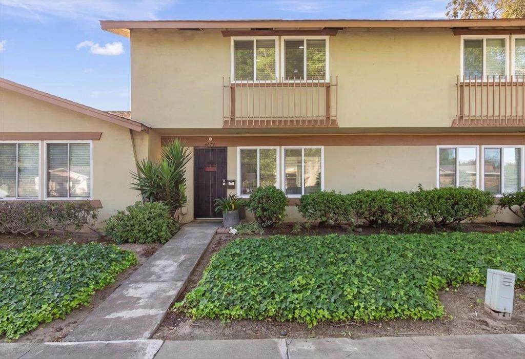 4674 Balboa Way - Photo 1