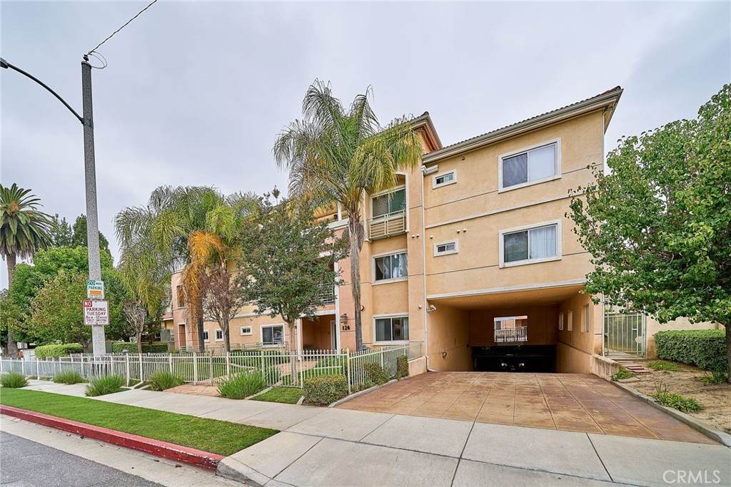 https://bt-photos.global.ssl.fastly.net/socal/orig_boomver_1_447262579-2.jpg
