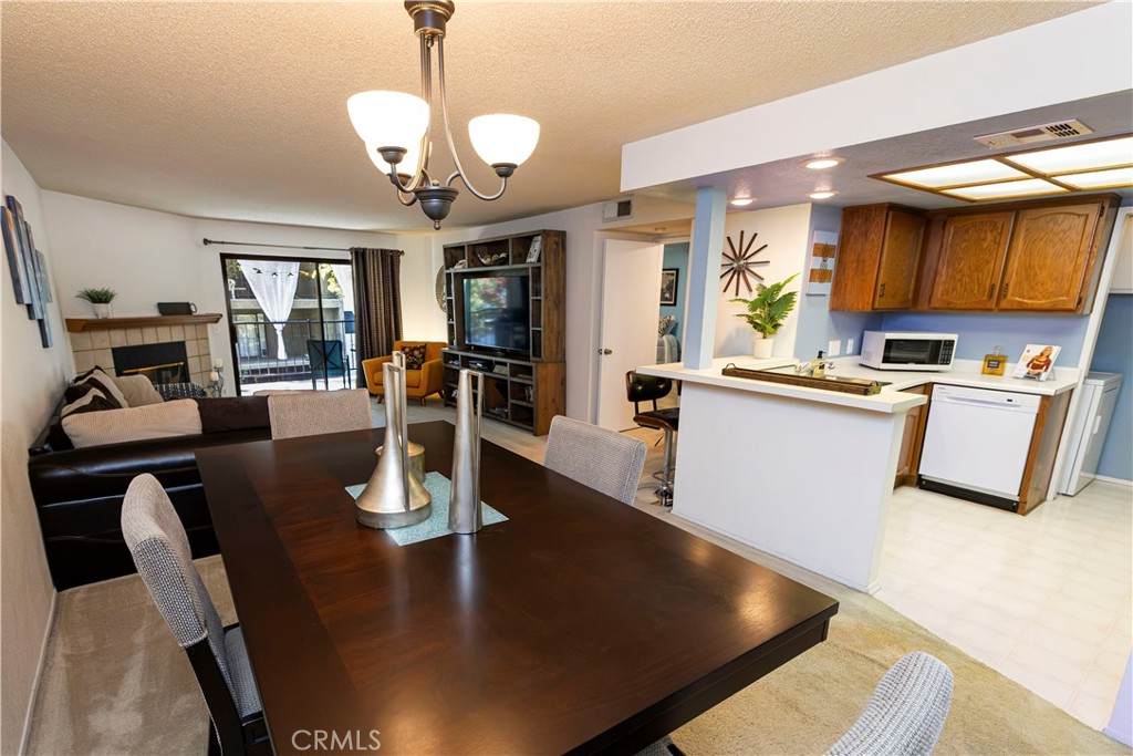 250 Fern Avenue - Photo 1
