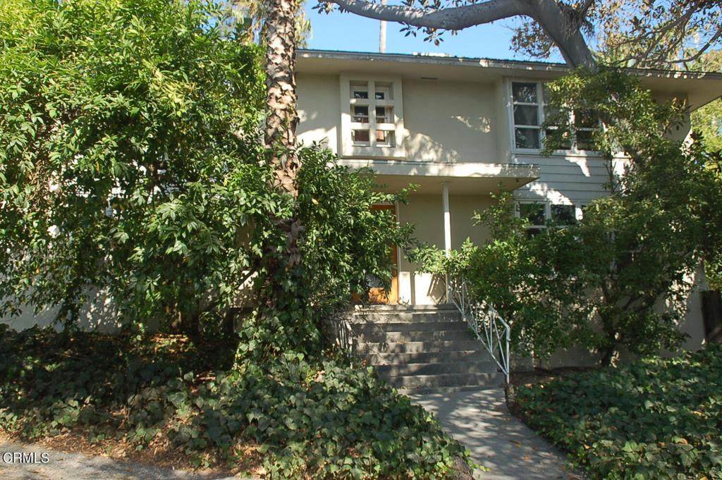 1637 Raymond Hill Road - Photo 1